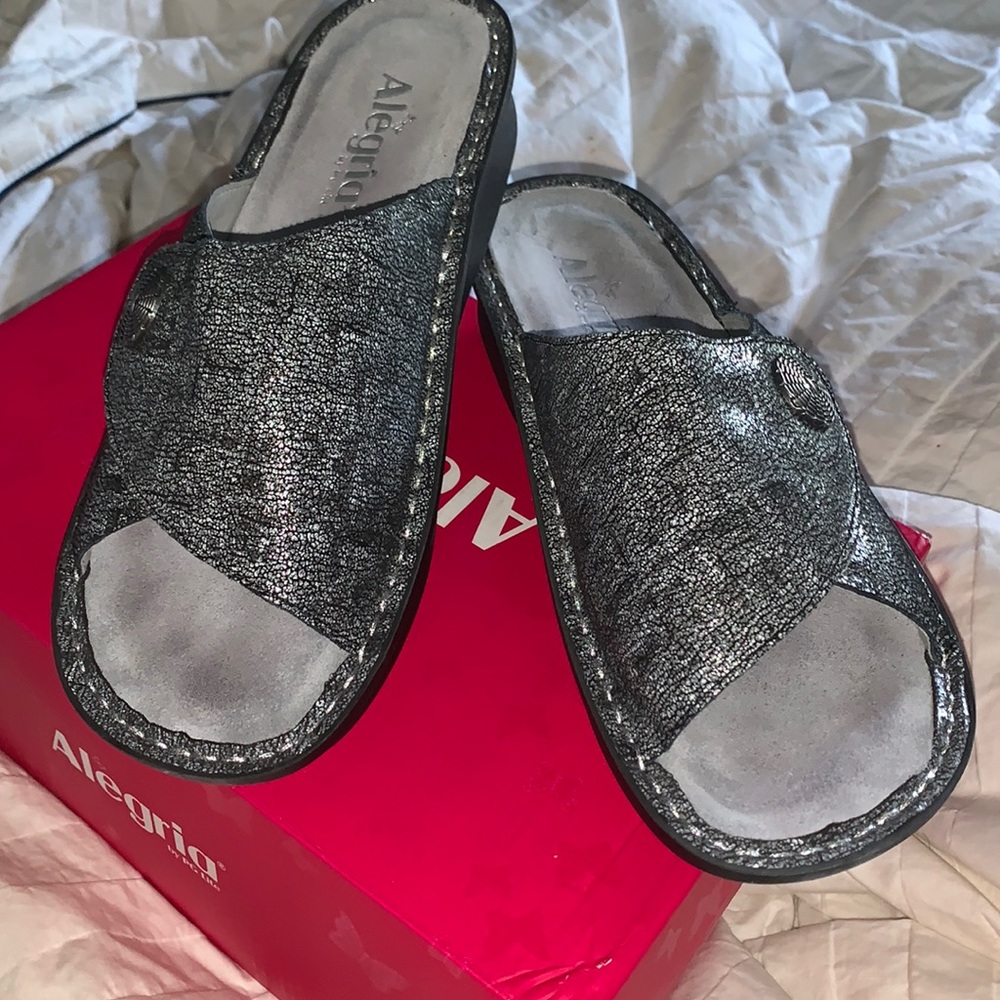 Alegría Kylee Sandals 💖
